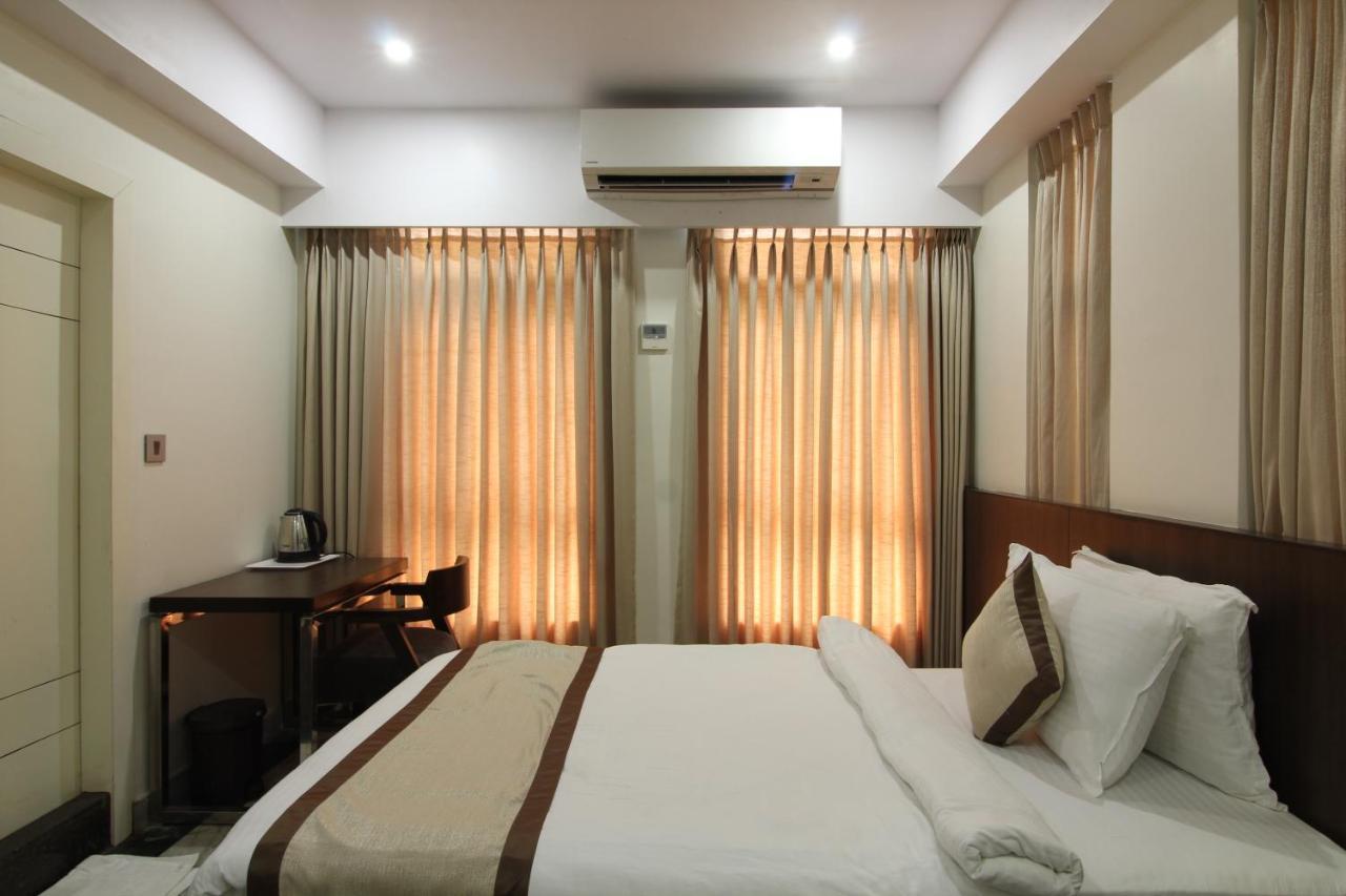 Treebo Seaesta Rk Beach Visakhapatnam Ngoại thất bức ảnh